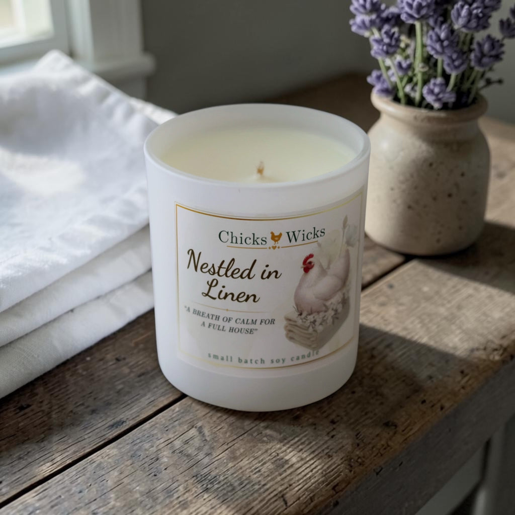 Signature Clean Linen Soy Candle | Nestled in Linen | Hand-poured